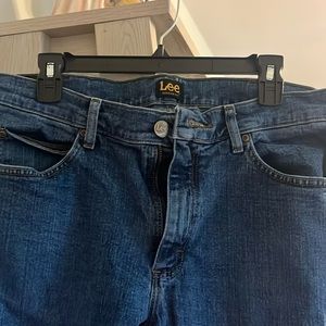 Men’s jeans 34x32. Regular fit Lee blue jeans